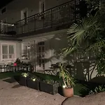 Casa Leo