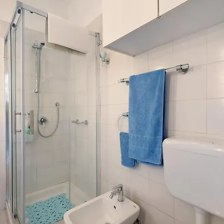 Holiday home Casa Leo *
