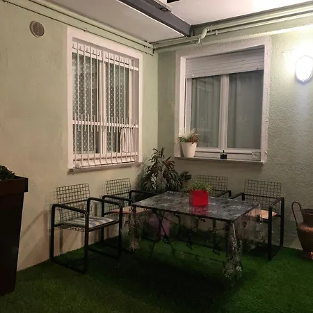Casa Leo * אומניה
